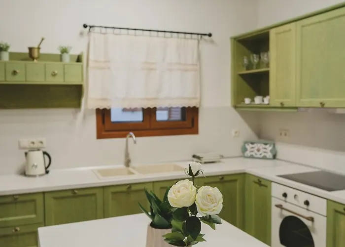 Aesthisis Sensational *